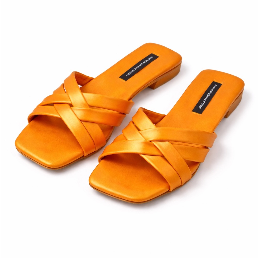 French Connection Orange Flat Sandals Size 6.5 NIB